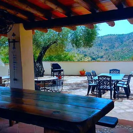 Вилла Cortijo Cuscurro